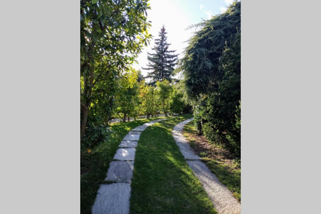 Вілла La Sarrolein Cir 0009 Аоста Екстер'єр фото